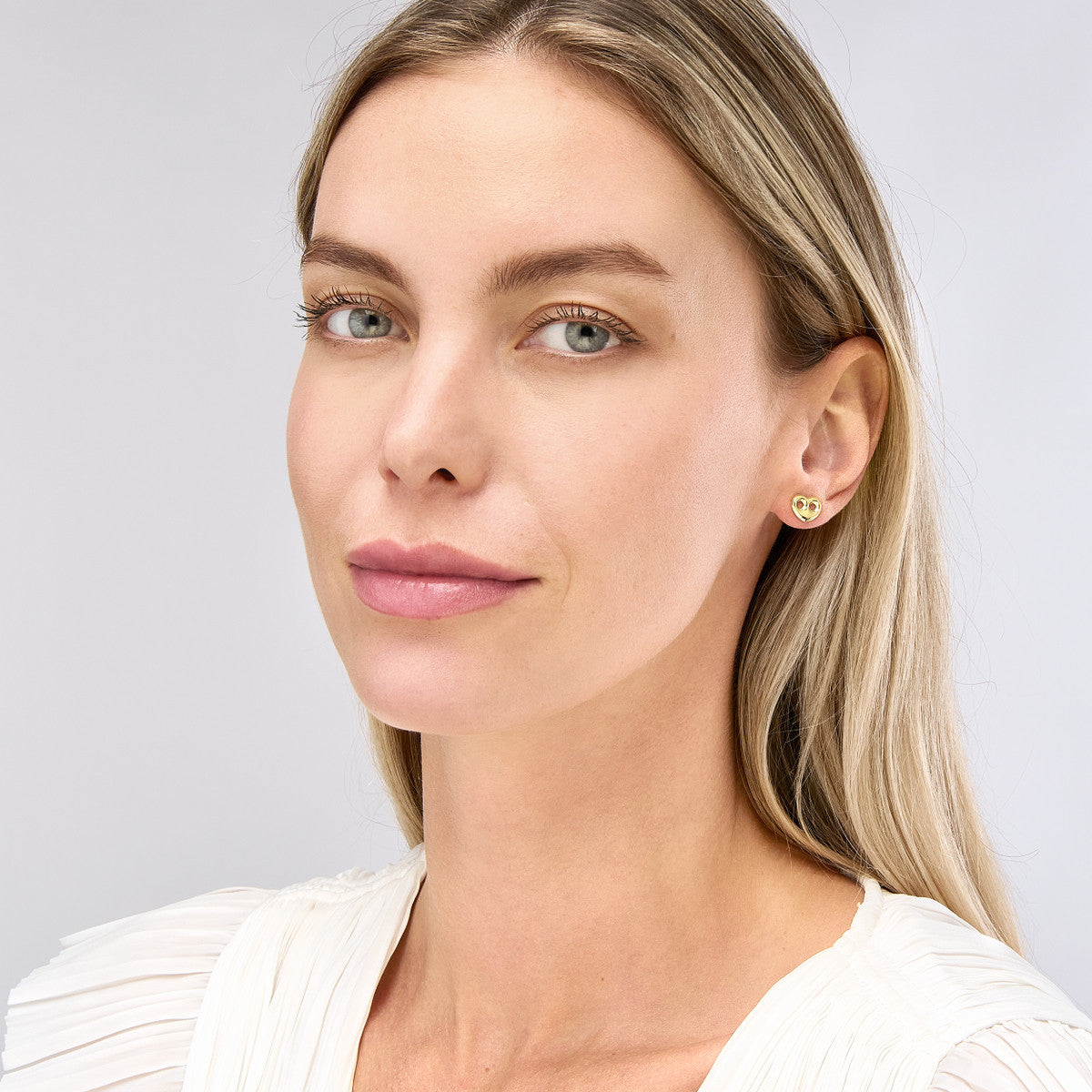 Heart Puff Mariner Stud Earrings