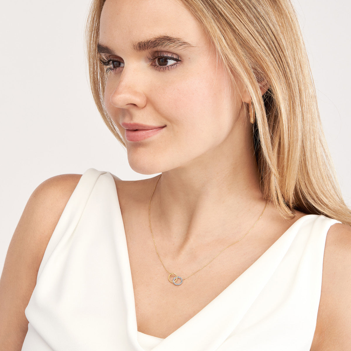 Intertwined Two-Toned Diamond Circles Necklace